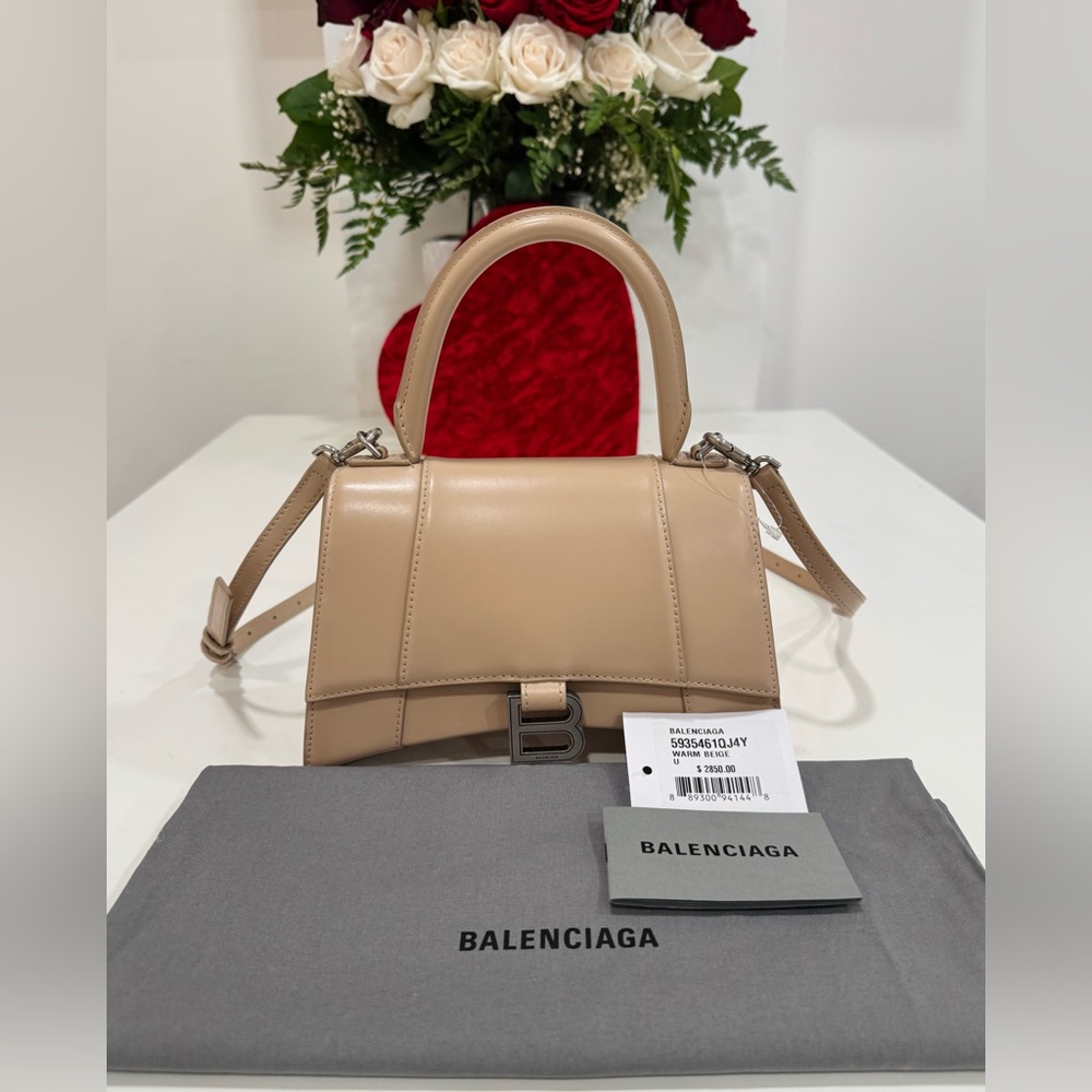BALENCIAGA Hourglass Small Handbag in beige shiny box calfskin Bag - Picture 3 of 16